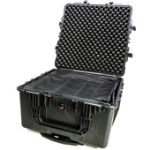 Pelican 1644 Case with Padded Dividers (Black)