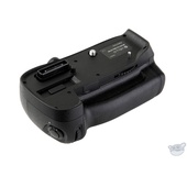 Vello BG-N11 Battery Grip for Nikon D7100 & D7200
