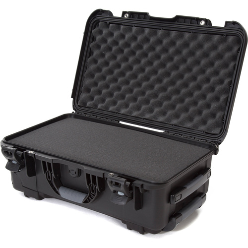 Nanuk 935 Wheeled Hard Case (Black, With Foam, 28.5L)