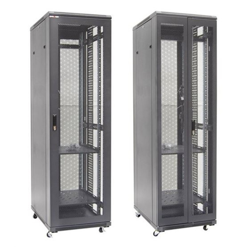 DYNAMIX RSME4268 42RU Network Server Cabinet