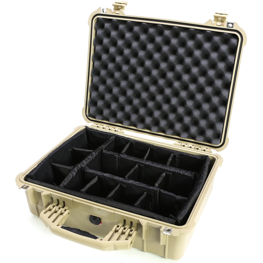 Pelican 1524 Case with Padded Dividers (Desert Tan)