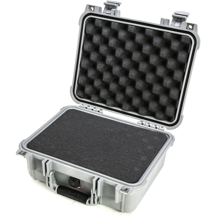 Pelican 1400 Case (Silver, With Foam)