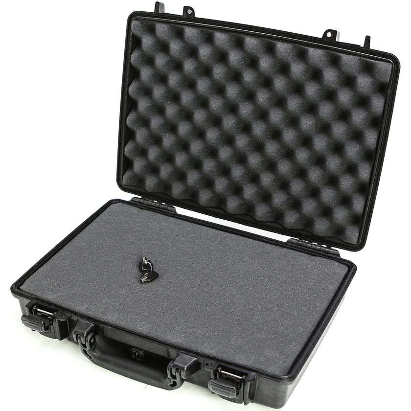 Pelican 1470 Case (Black, With Foam)