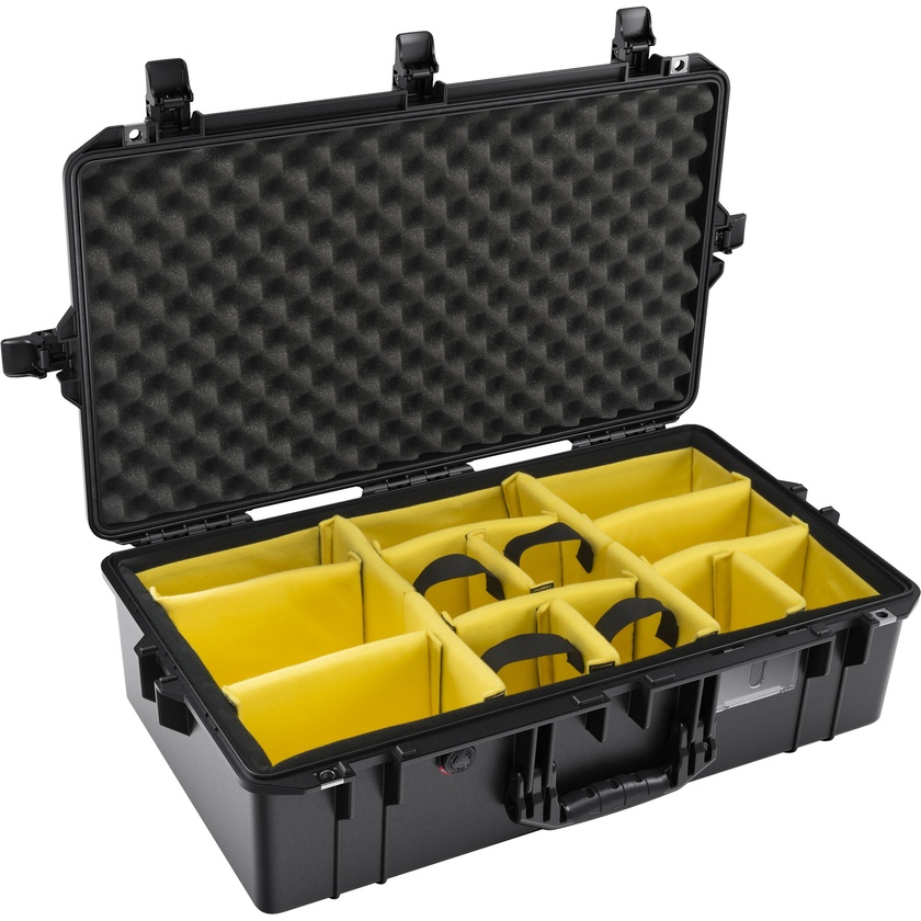 Pelican 1605 Air Case (Black, With Padded Dividers)