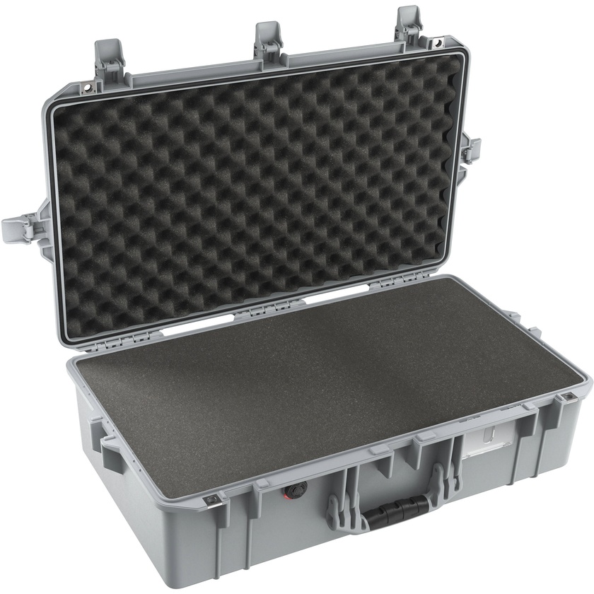 Pelican 1605 Air Case (Silver, With Foam)