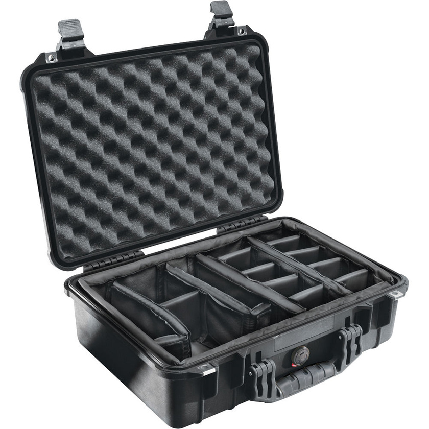 Pelican 1504 Case with Dividers (Black)