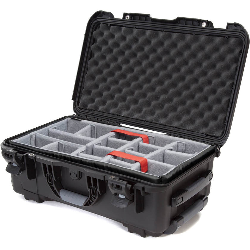 Nanuk 935 Wheeled Hard Case (Black, Padded Dividers, 28.5L)