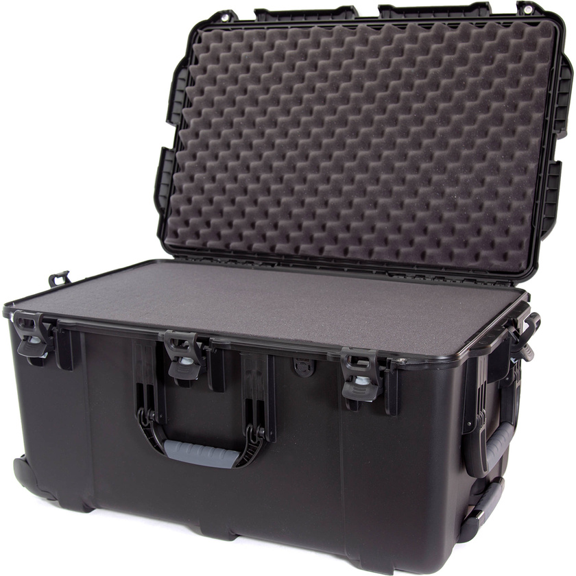 Nanuk 965 Wheeled Hard Case (Black, With Foam, 119.7L)