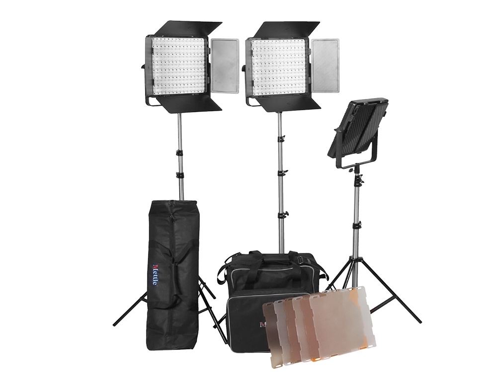 Mettle VL650 x 3 LED Light Kit with stands and bags