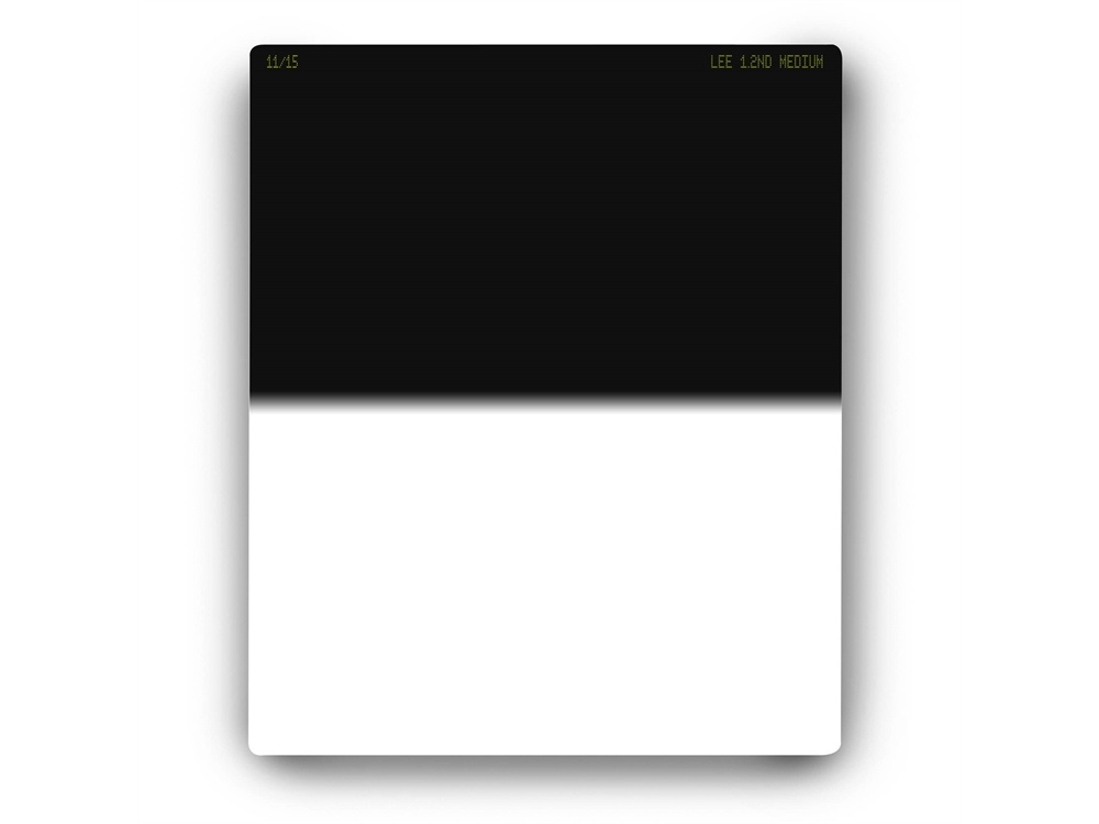 LEE Filters 75 x 90mm Seven5 Medium-Edge Graduated Neutral Density 1.2 Filter (4-Stop)