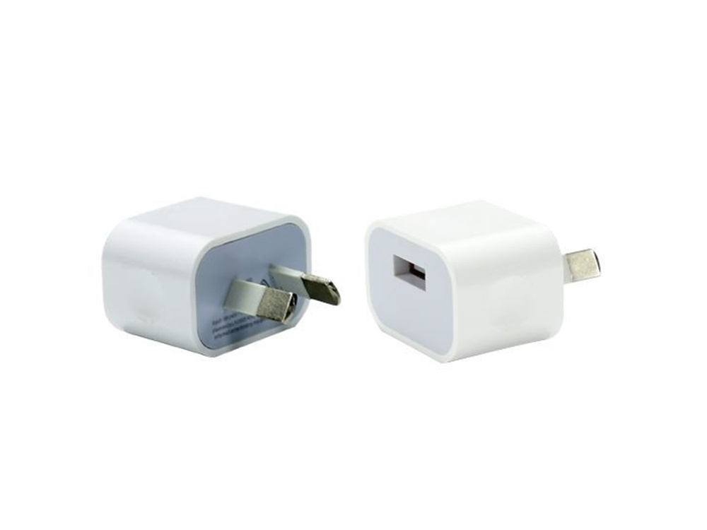 DYNAMIX Small Form Single Port USB Wall Adapter (5V, 1.5A)