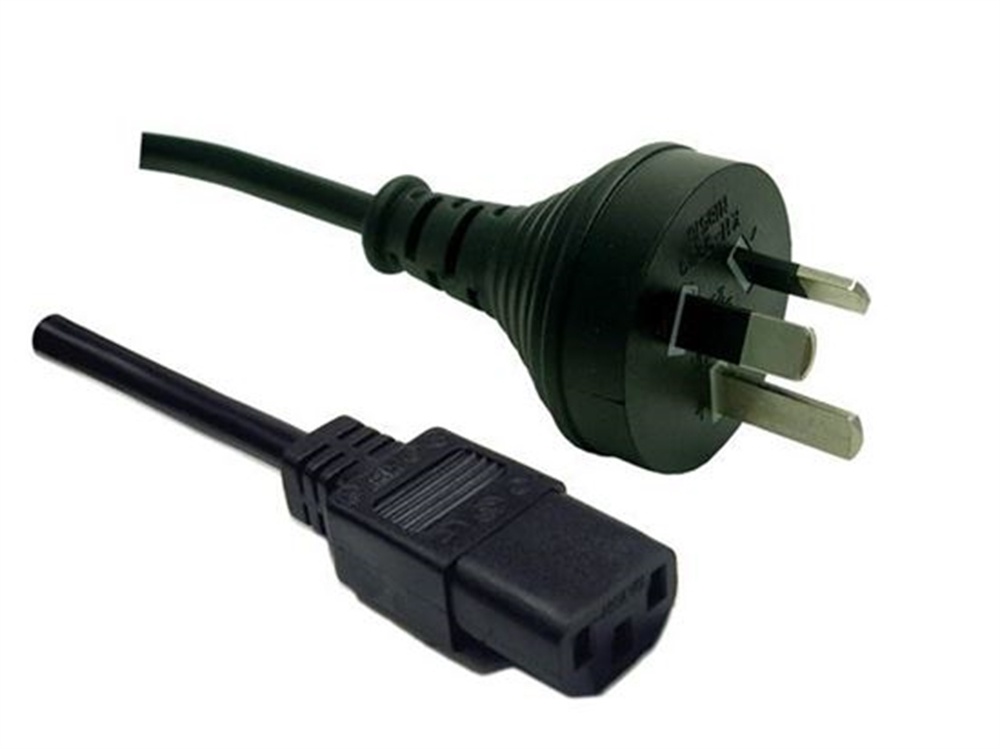 DYNAMIX 3-Pin Plug to IEC Female Plug Power Cord (Black, 1.8 m)