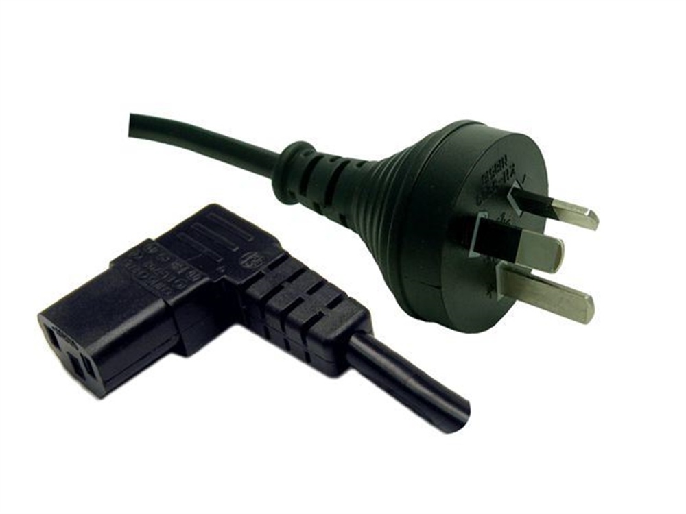 DYNAMIX  3-Pin Plug to Right Angled IEC Female Connector (2m, Black)