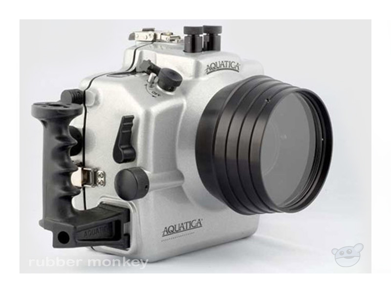 Aquatica Nikon D2X Underwater Housing Dual Bulkheads and Moisture Alarm