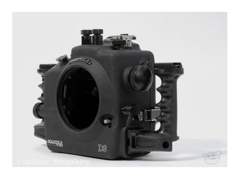 Aquatica Nikon D3 Underwater Housing with Ikelite manual bulkhead and Moisture Alarm