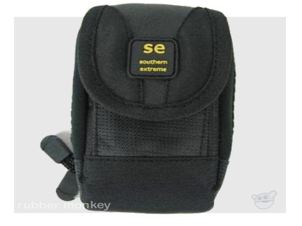 Southern Extreme Cooks Beach Camera Bag
