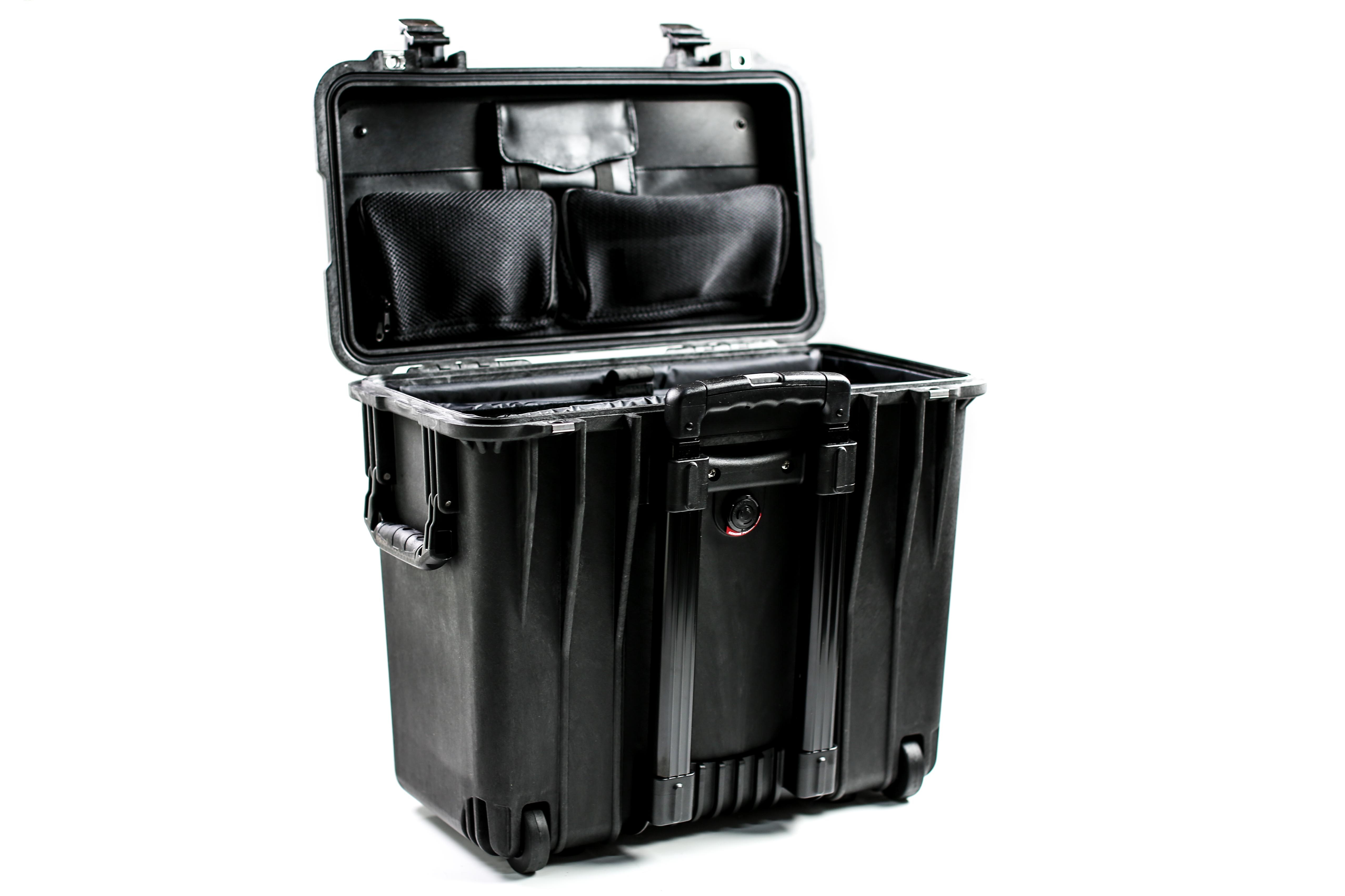 Pelican 1447 Top Loader Case (Black, With Office Dividers)