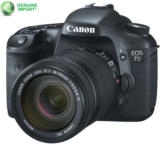 Canon EOS 7D Digital SLR and 18-135mm IS Lens Kit