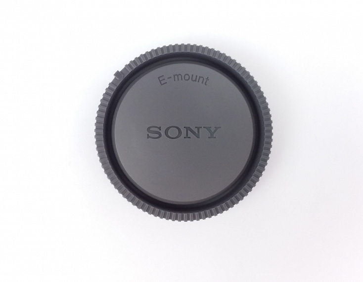 Sony 415970103 Rear Lens Cap for SELP-28135G Lens