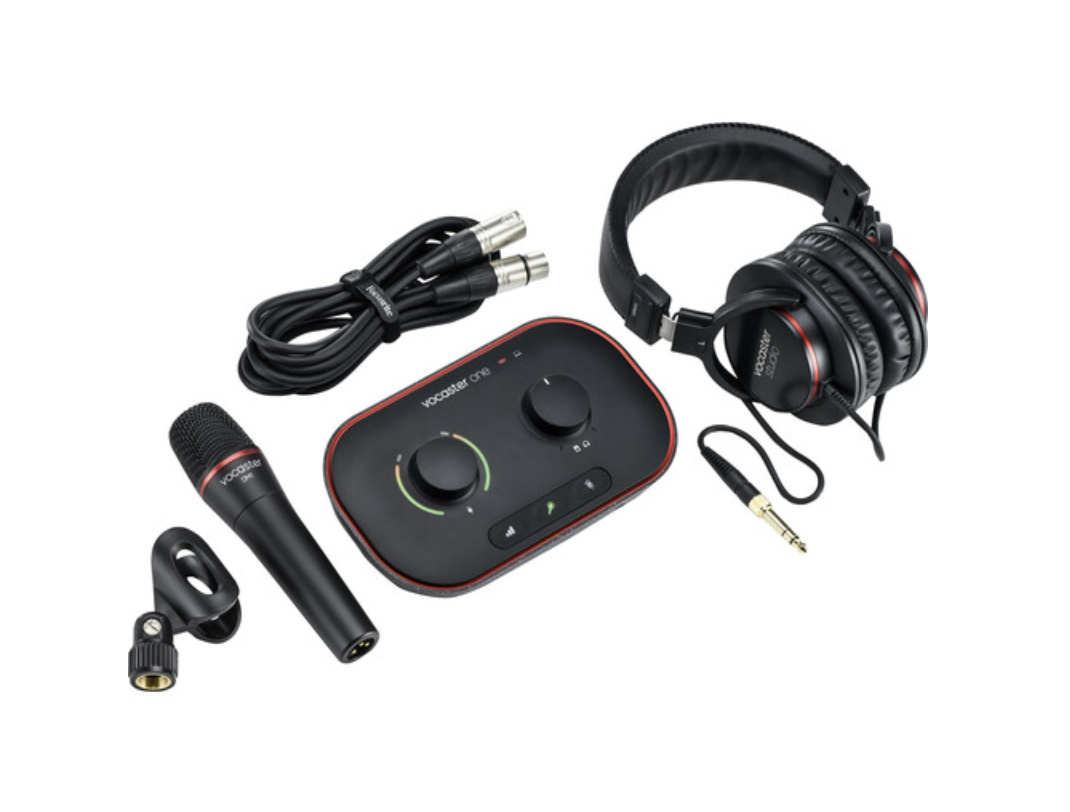 Focusrite Vocaster One Studio 1-Person Podcasting Kit