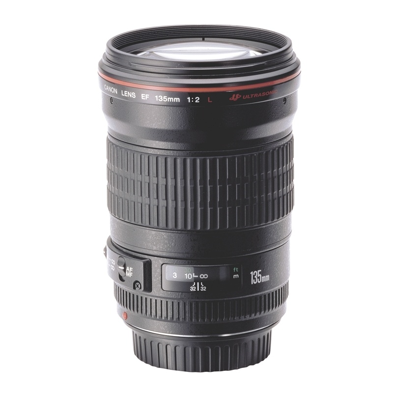 Canon EF 135mm f2.0L USM Autofocus Lens