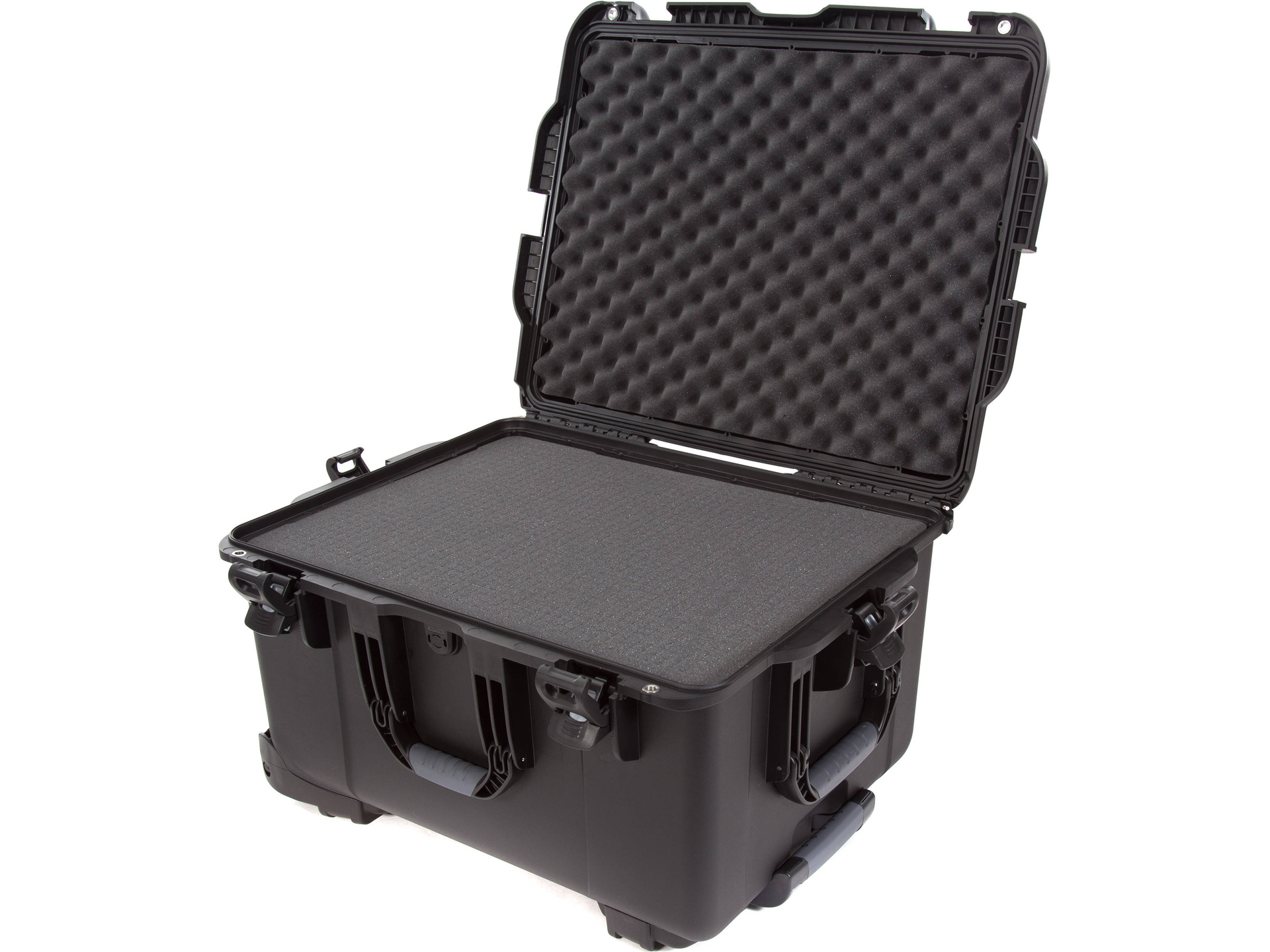 Nanuk 960 Wheeled Hard Case (Black, With Foam)