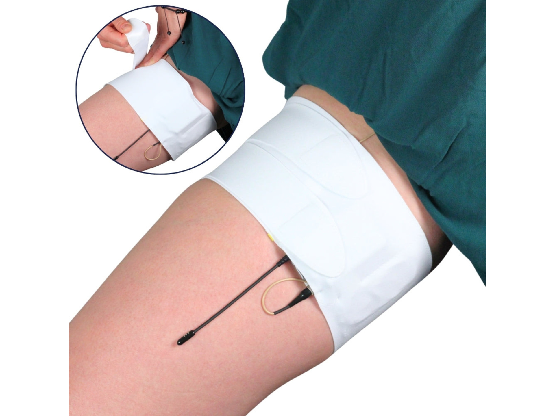 Ursa Thigh Strap with Vertical Pouch with Split End for Wireless Transmitters (White)