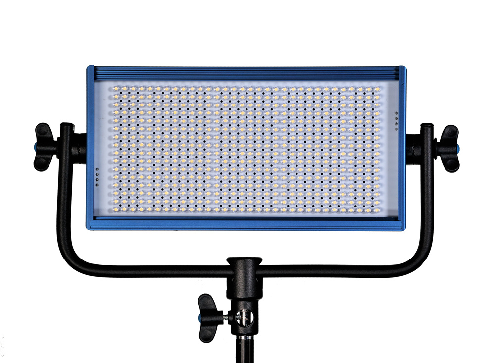 Dracast LED500 Bi-Colour LED Light with Gold Mount Battery Plate