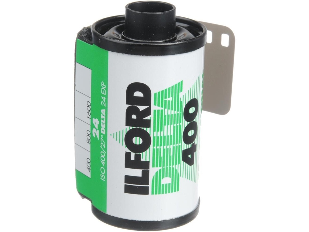 Ilford Delta 400 Professional Black and White Negative Film (35mm Roll Film, 24 Exposures)