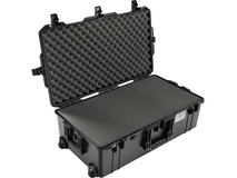 Pelican 1615 Air Case (Black, With Foam)