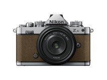 Nikon Z fc Mirrorless Digital Camera with Nikkor Z 28mm f/2.8 Lens (Walnut Brown)