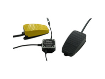 X-keys USB 12 Switch Interface with Footswitch Bundle (Black and Yellow Commercial)